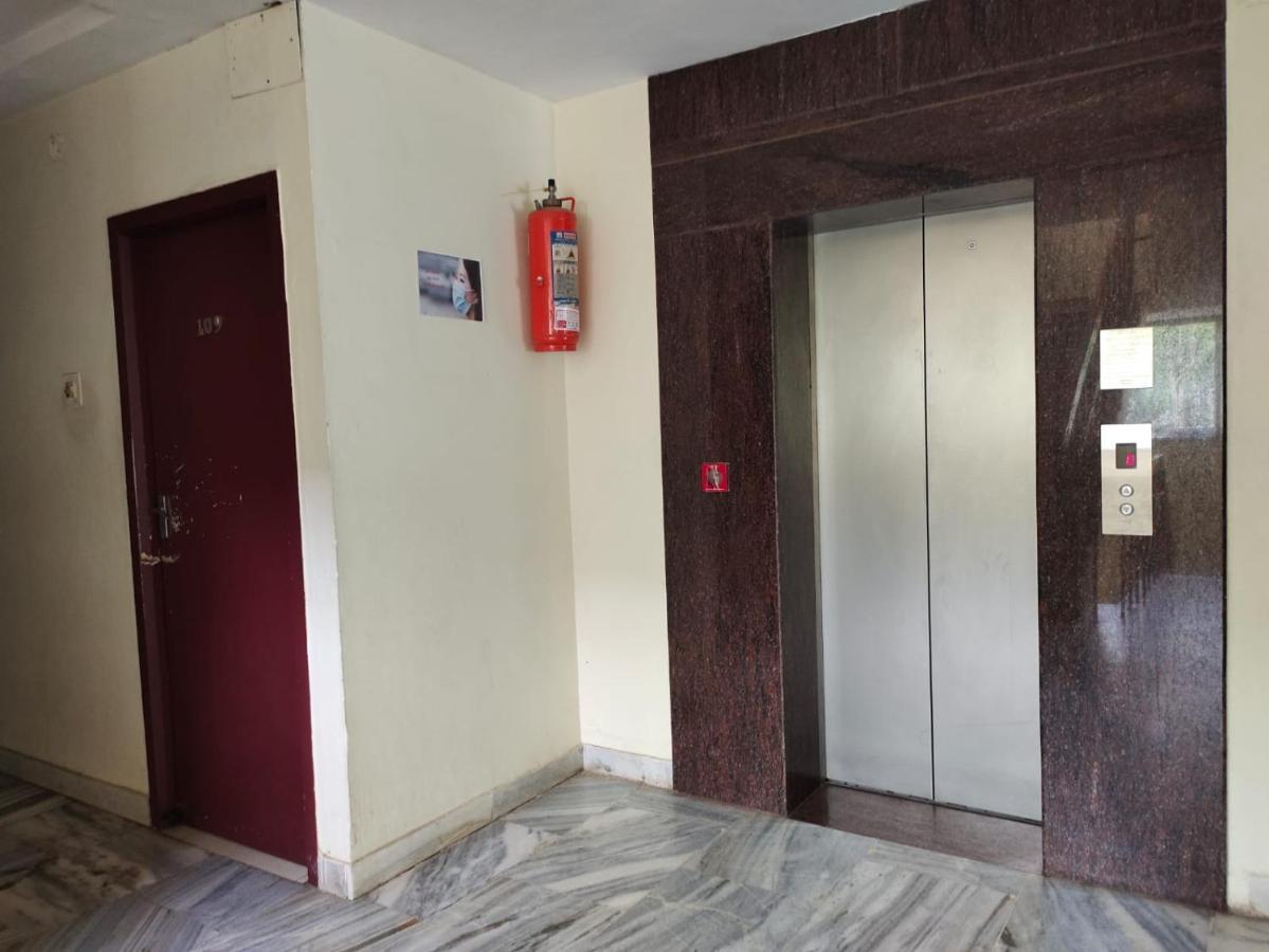 Hotel Geetha International ذوثوكدي المظهر الخارجي الصورة