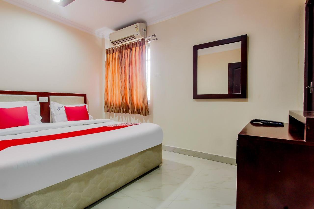 Hotel Geetha International ذوثوكدي المظهر الخارجي الصورة